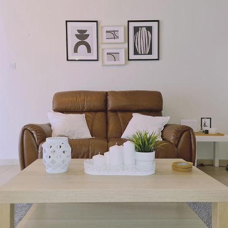Stay Sunny Palms Apartment 보로클리니 외부 사진