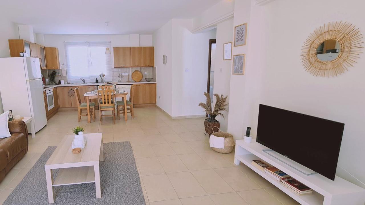Stay Sunny Palms Apartment 보로클리니 외부 사진