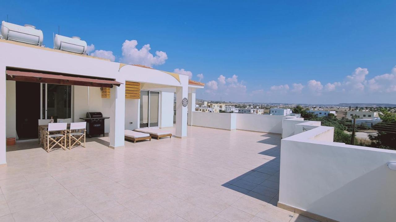 Stay Sunny Palms Apartment 보로클리니 외부 사진
