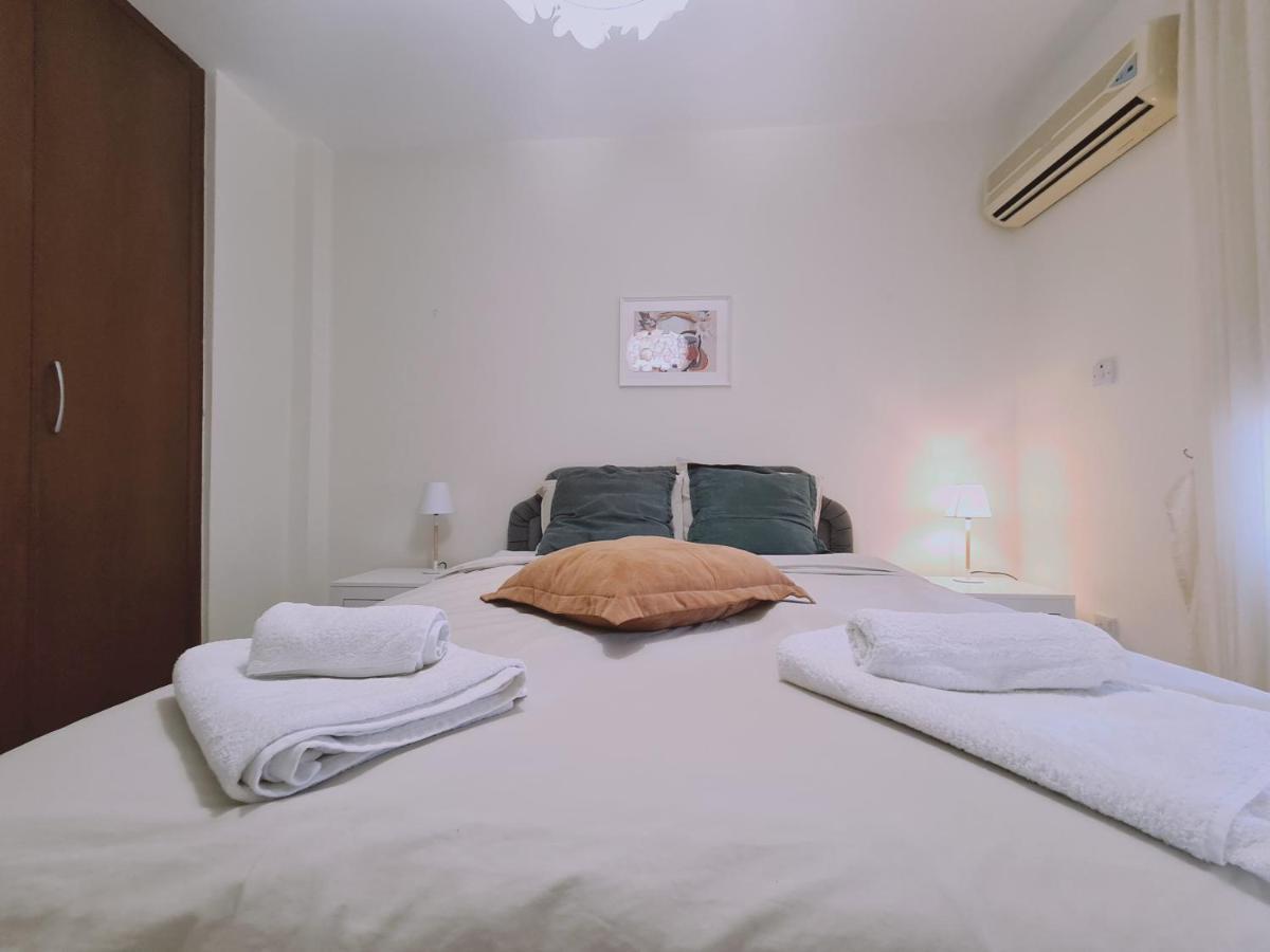 Stay Sunny Palms Apartment 보로클리니 외부 사진